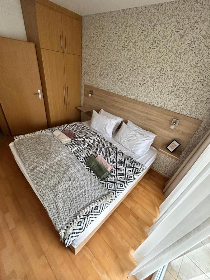 Апартаменты Danube Dwelling Akacfa 26 - Private Indoor Garage Будапешт Экстерьер фото