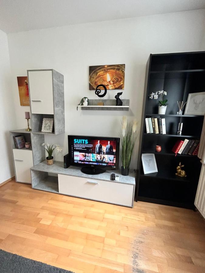 Апартаменты Danube Dwelling Akacfa 26 - Private Indoor Garage Будапешт Экстерьер фото