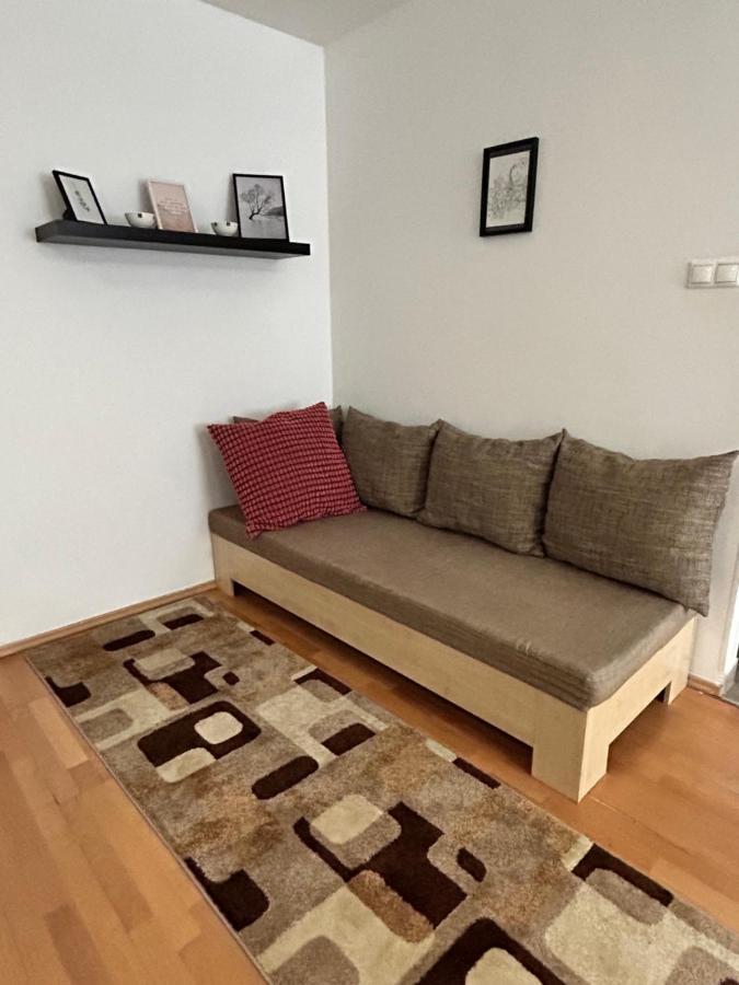 Апартаменты Danube Dwelling Akacfa 26 - Private Indoor Garage Будапешт Экстерьер фото